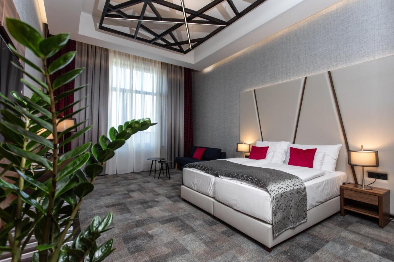 Artis Boutique Hotel Szombathely Exterior photo