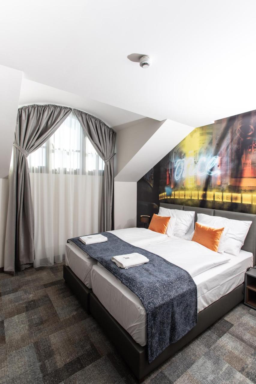 Artis Boutique Hotel Szombathely Exterior photo