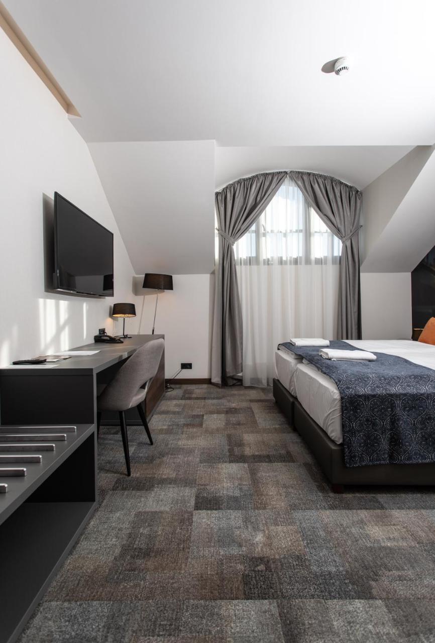 Artis Boutique Hotel Szombathely Exterior photo