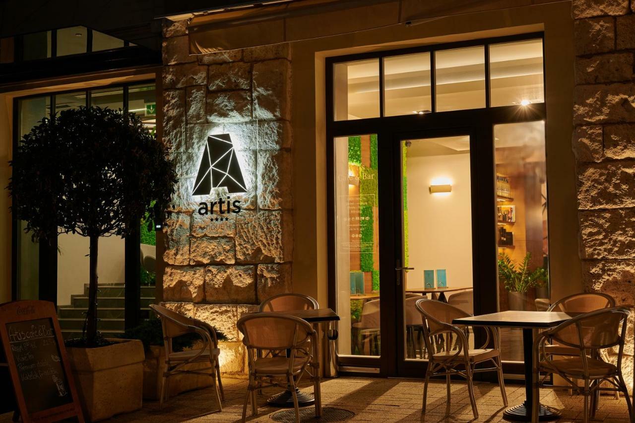 Artis Boutique Hotel Szombathely Exterior photo